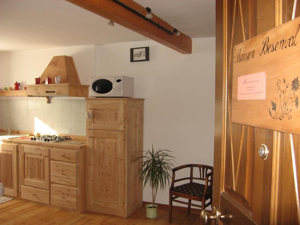 דירות אאוסטה Maison Besenval חדר תמונה